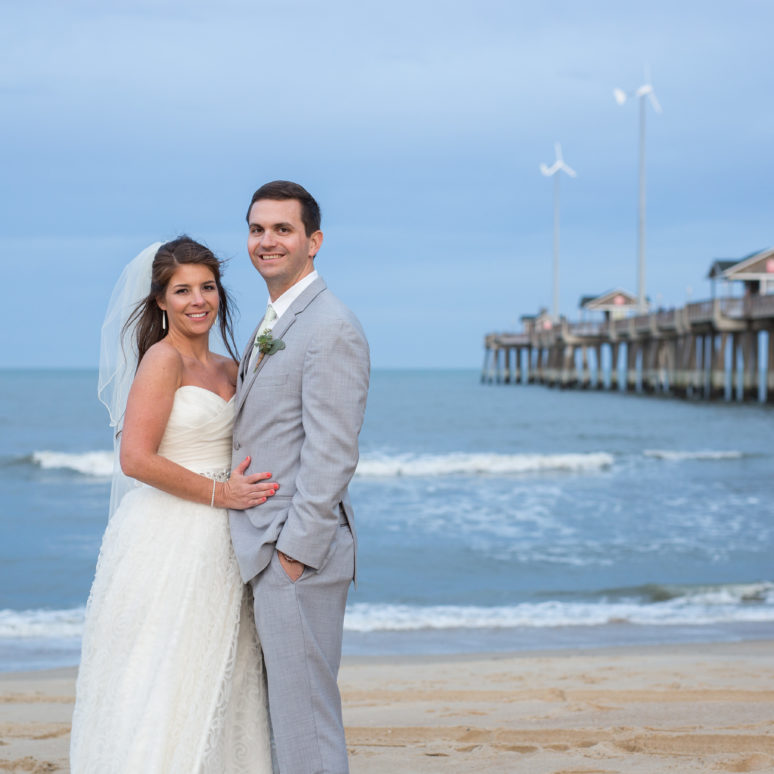 Jennette’s Pier Wedding | Lindsey & Seth | Nags Head Wedding