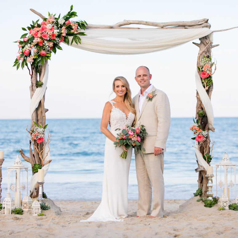 Pine Island Lodge Wedding | Sabrina & Chad | Corolla Wedding